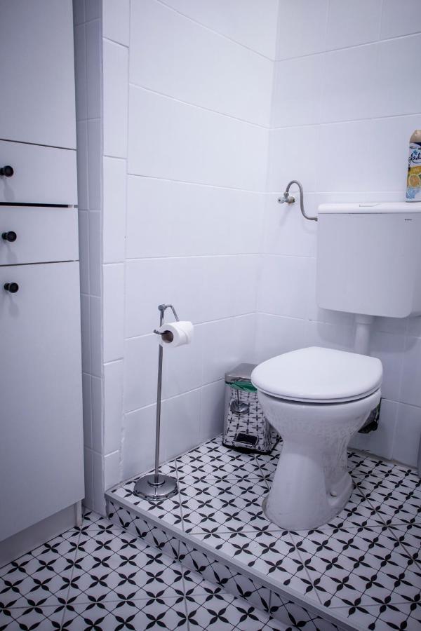 Centergom Apartment เอสแตร์กอม ภายนอก รูปภาพ